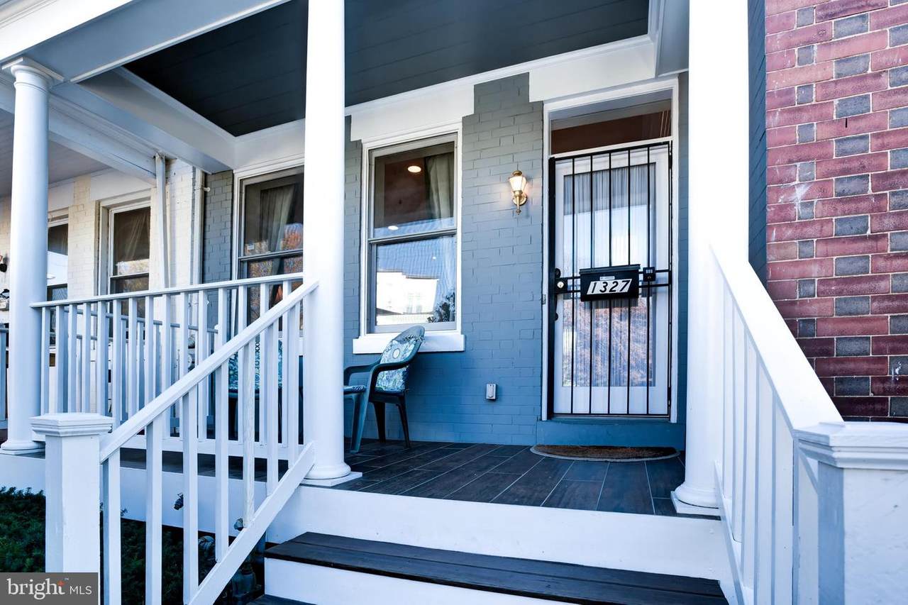 1327 C Street - Photo 1