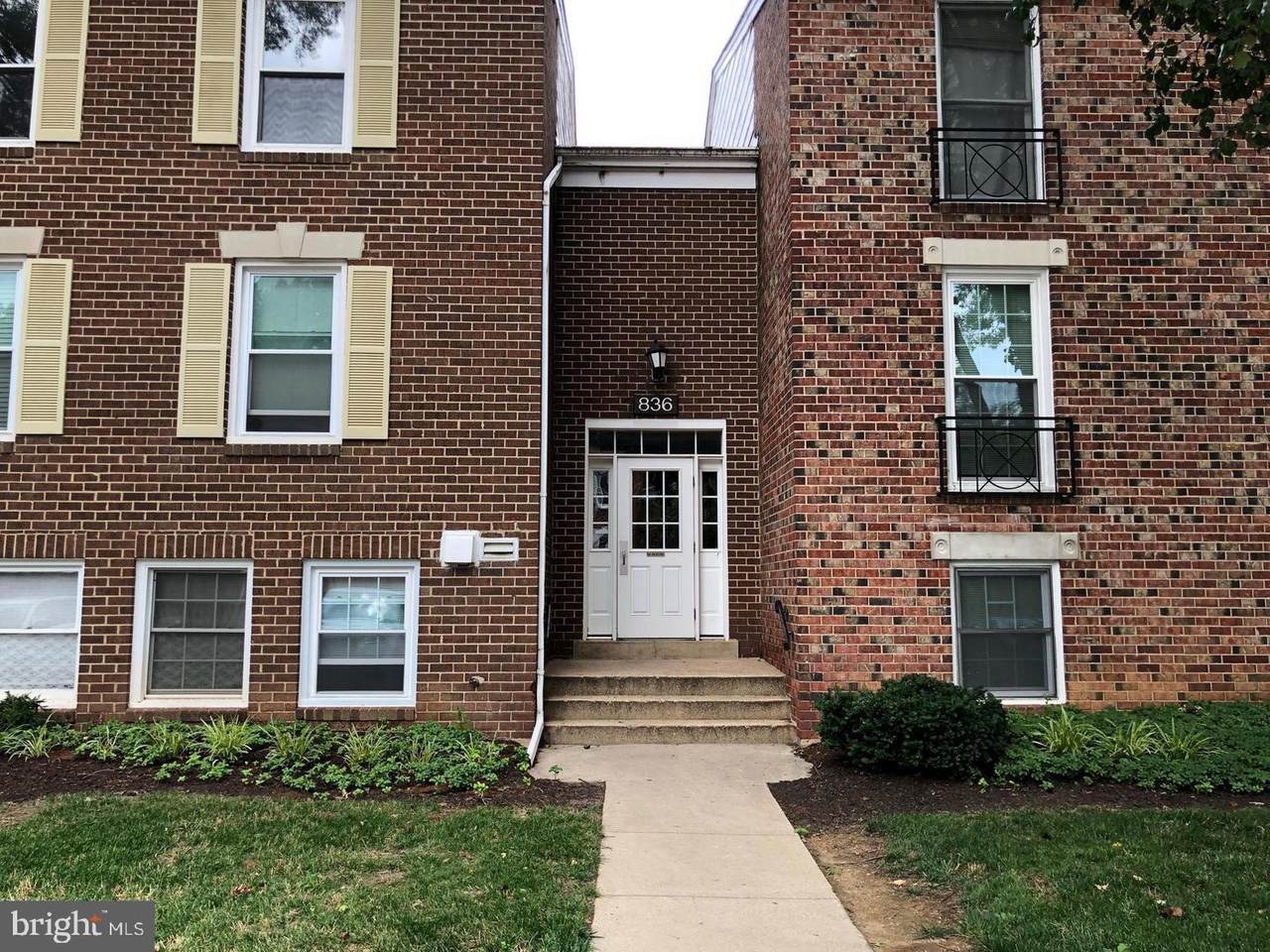836 Quince Orchard Boulevard - Photo 1