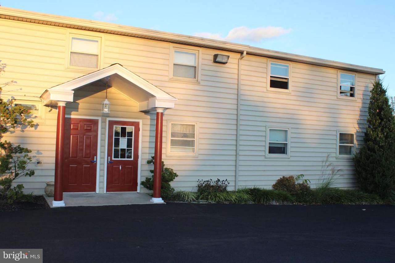 566 Main Street - Photo 1