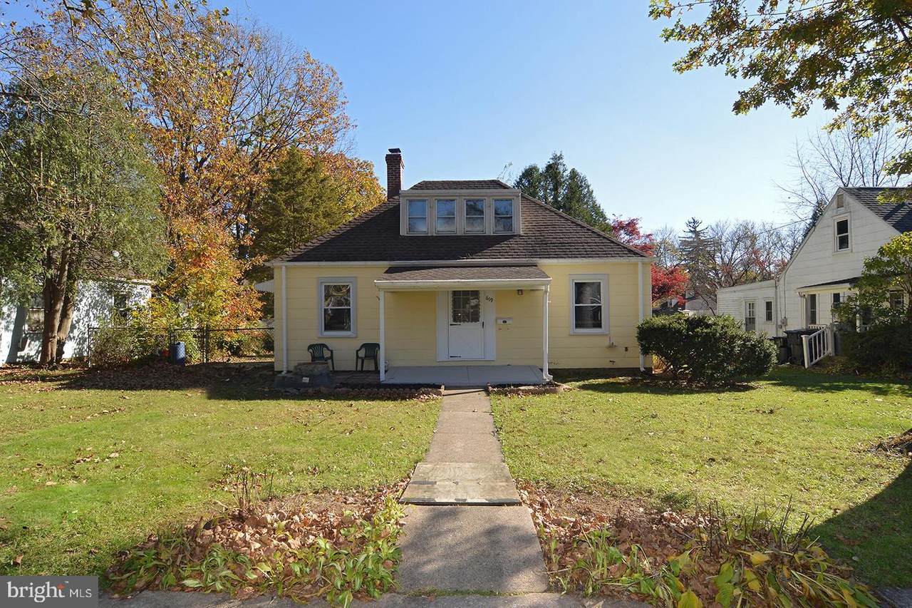 619 Byram Street - Photo 1