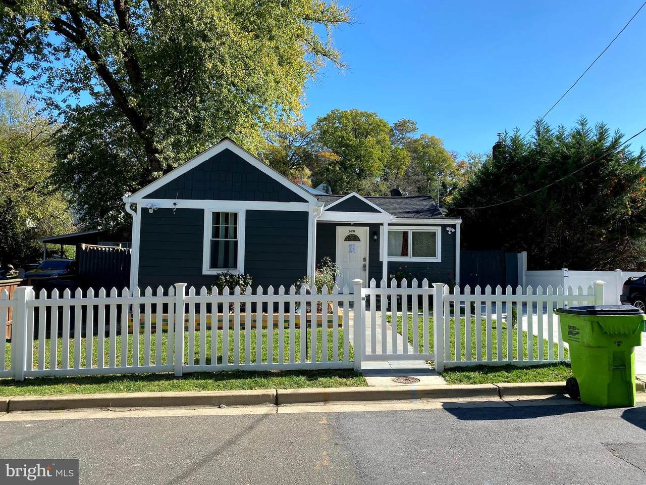 628 Nova Avenue - Photo 1