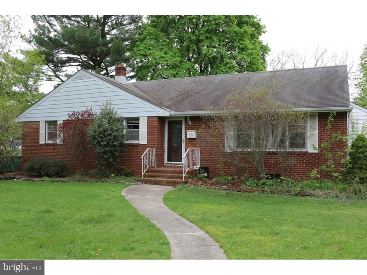 220 Franklin Road - Photo 1