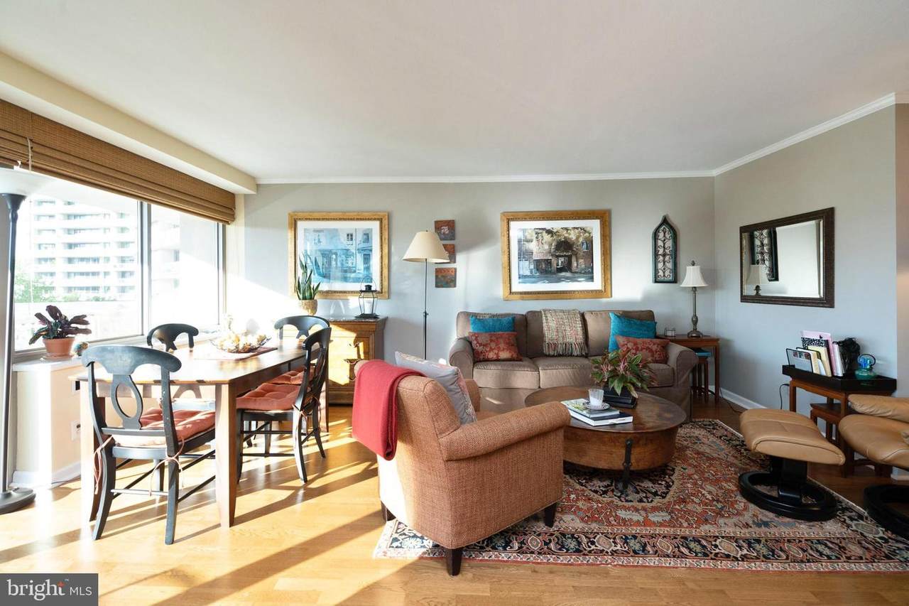 2401 Pennsylvania Avenue - Photo 1