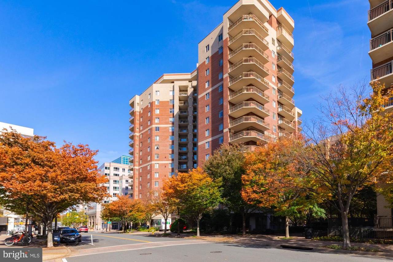 901 Monroe Street - Photo 1