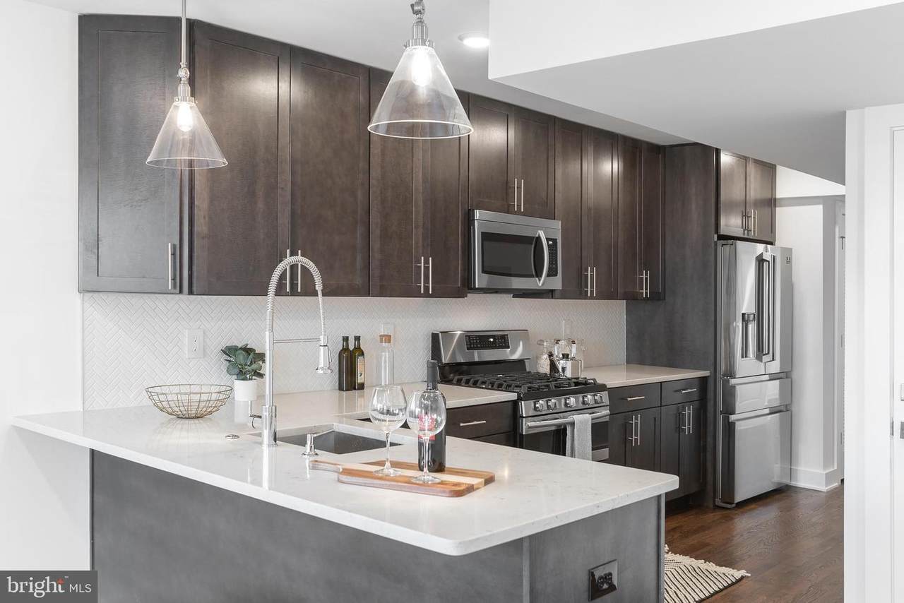 1012 20TH Street - Photo 1