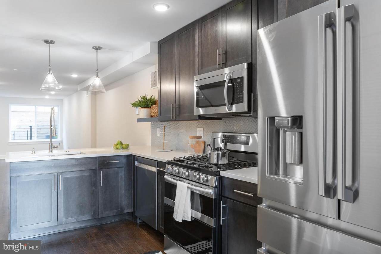 1012 20TH Street - Photo 1