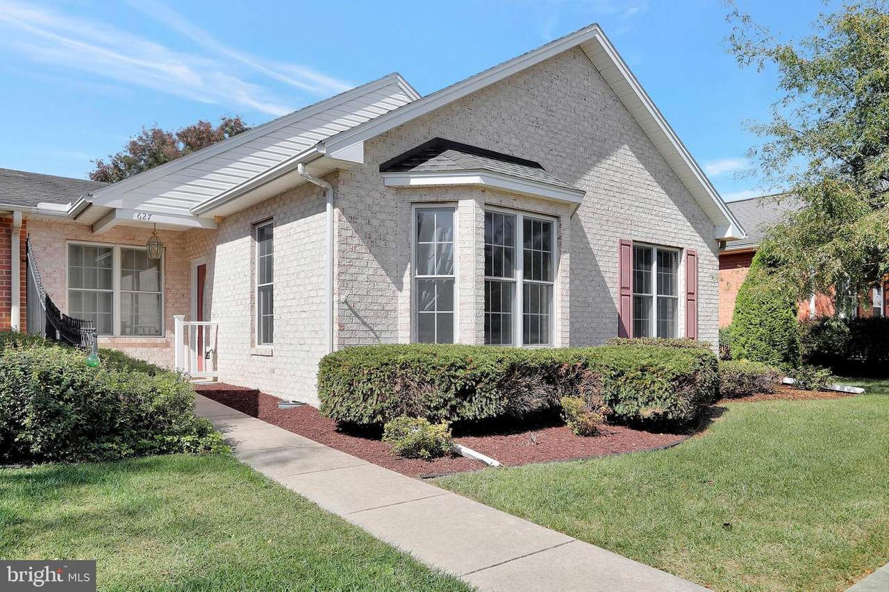 627 Observatory Drive - Photo 1