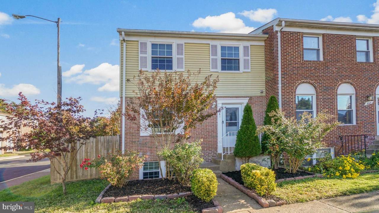 8341 Magnolia Court - Photo 1
