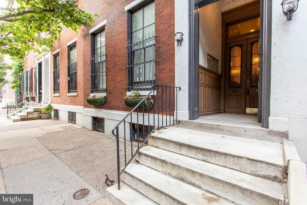 1819 Pine Street - Photo 1