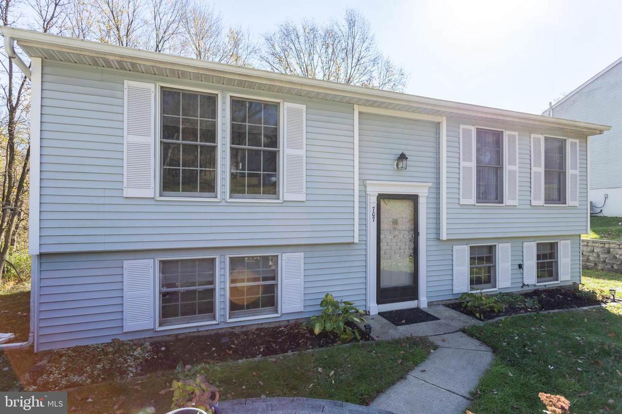 707 Morgan Dr W - Photo 1