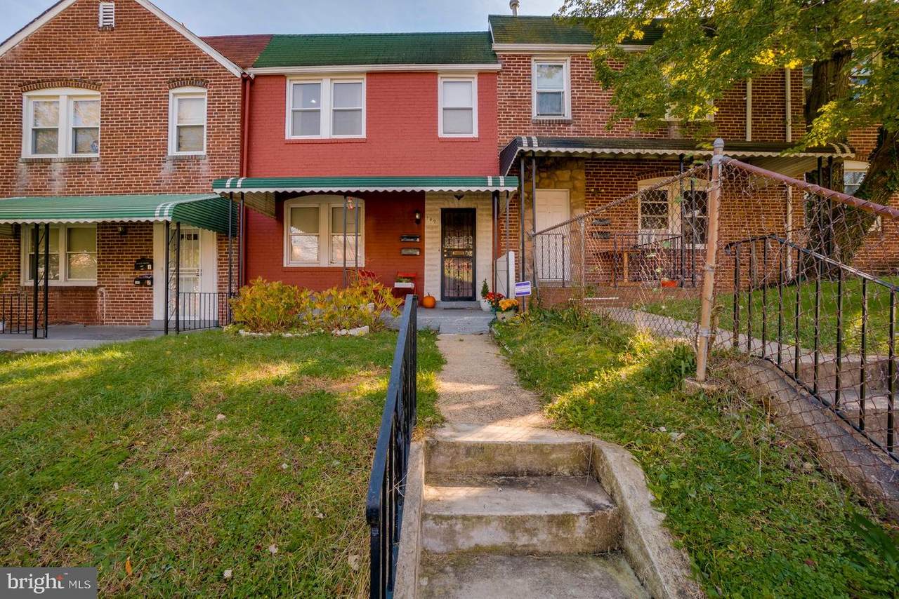 149 Denison Street - Photo 1
