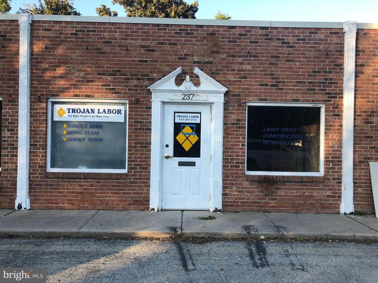 237 Florida Avenue - Photo 1
