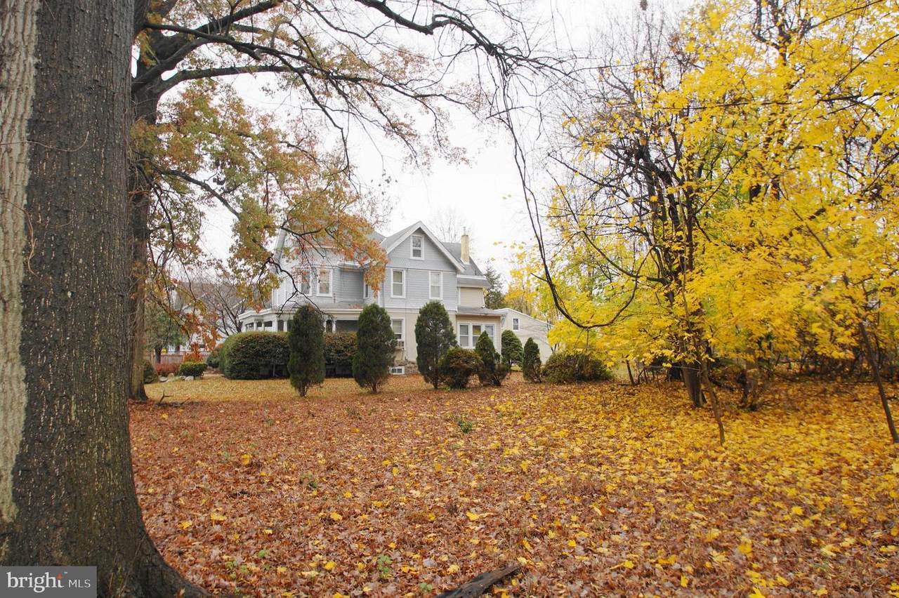 669 Belmont Avenue - Photo 1