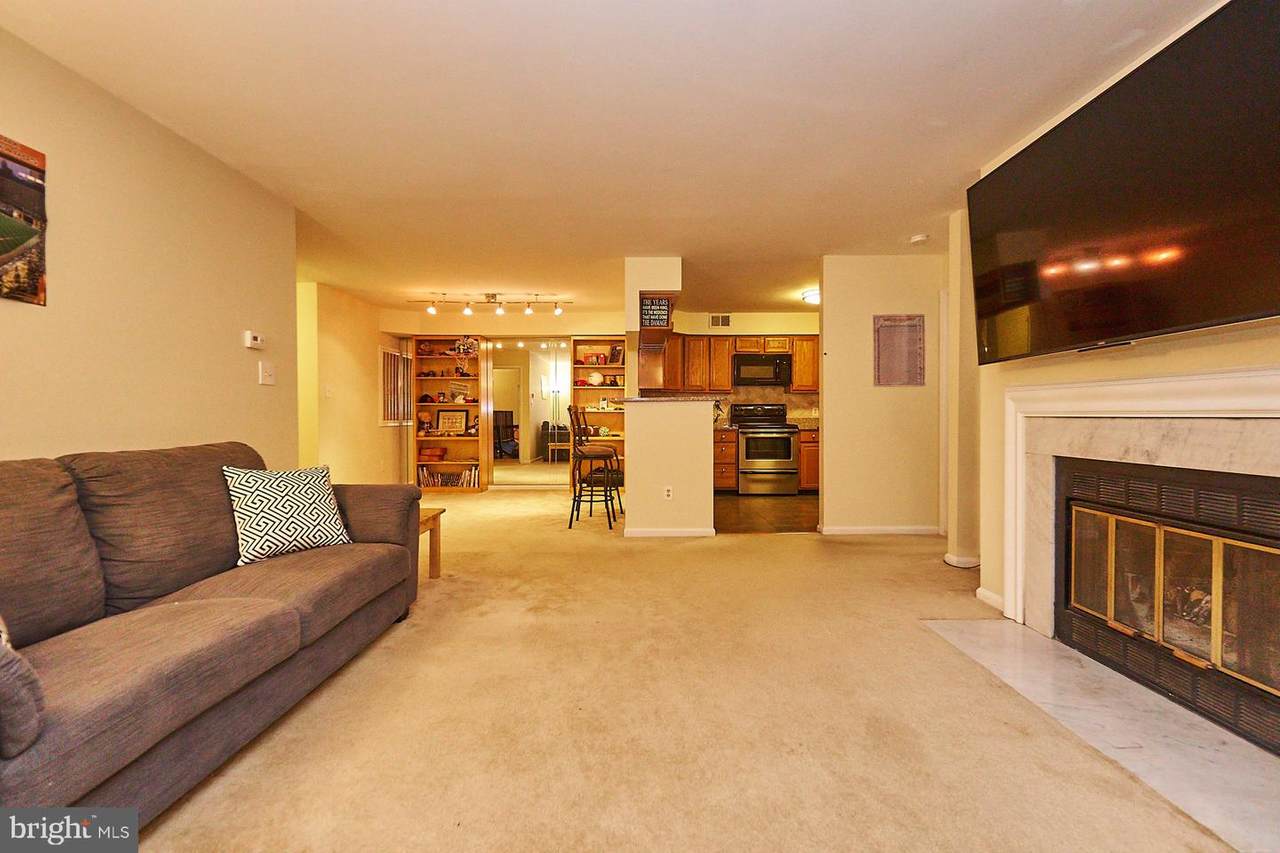 11713 Karbon Hill Court - Photo 1