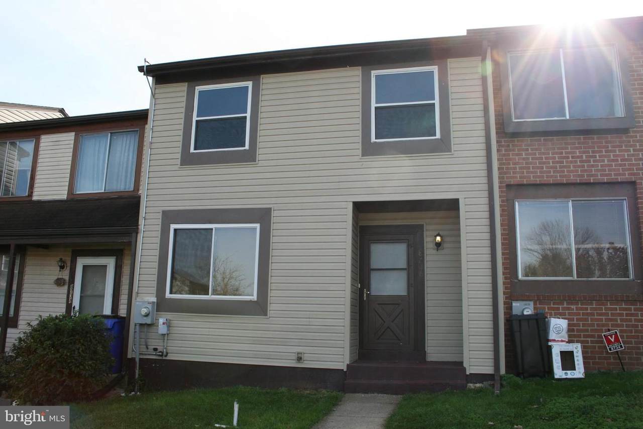 8736 Treasure Avenue - Photo 1