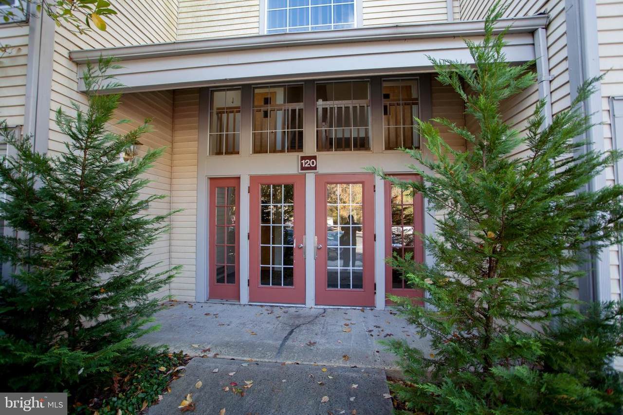 120 Acadia Court - Photo 1
