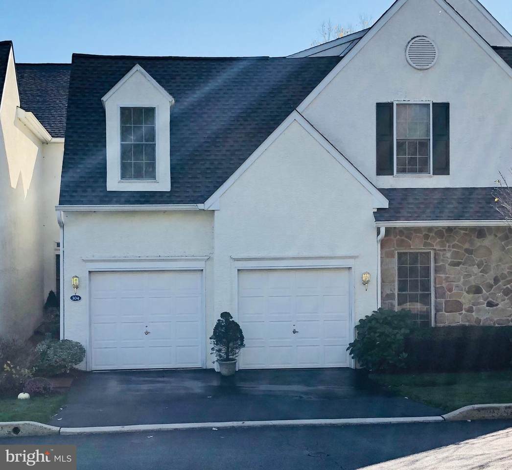 304 Whispering Brooke Drive - Photo 1