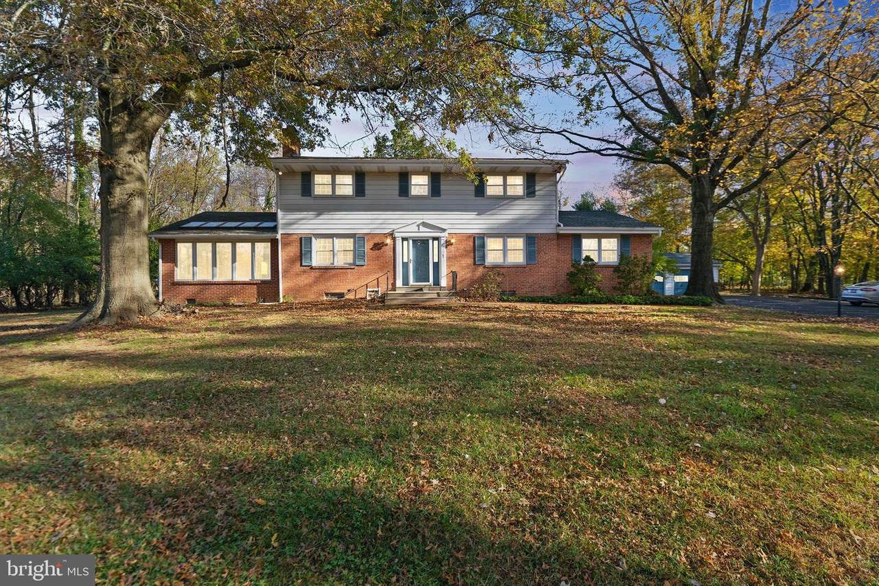 200 Susquehanna Road - Photo 1
