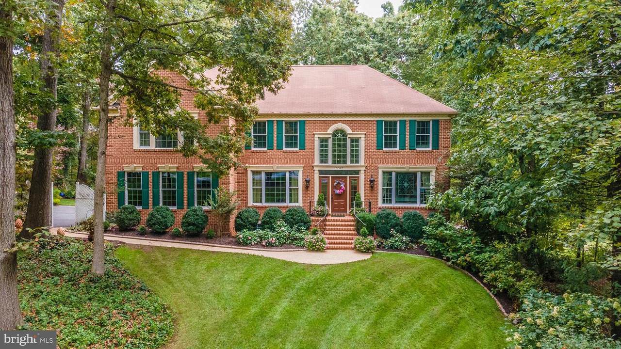 3083 Fenwick Drive - Photo 1