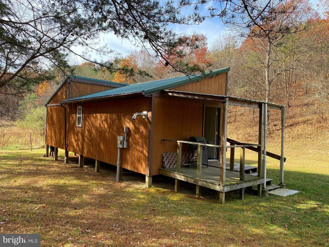 18219 Malcolm Road - Photo 1