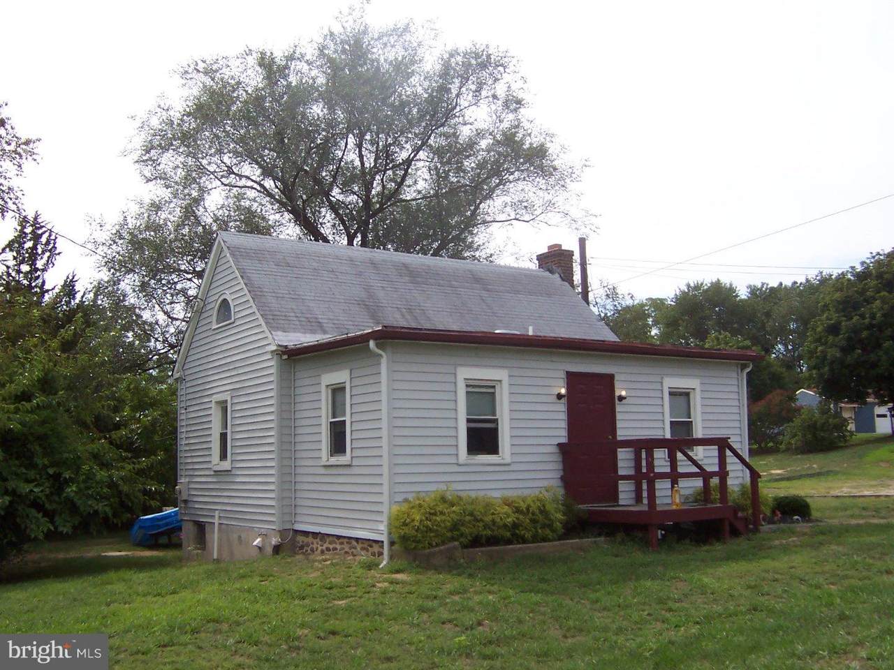 32 Bridgeton Fairton Road - Photo 1