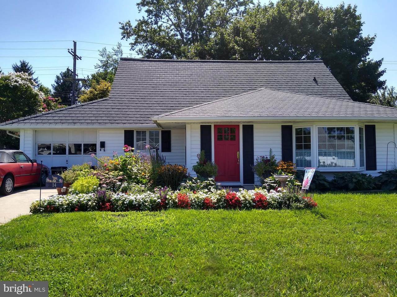 14 Hamlet Road - Photo 1