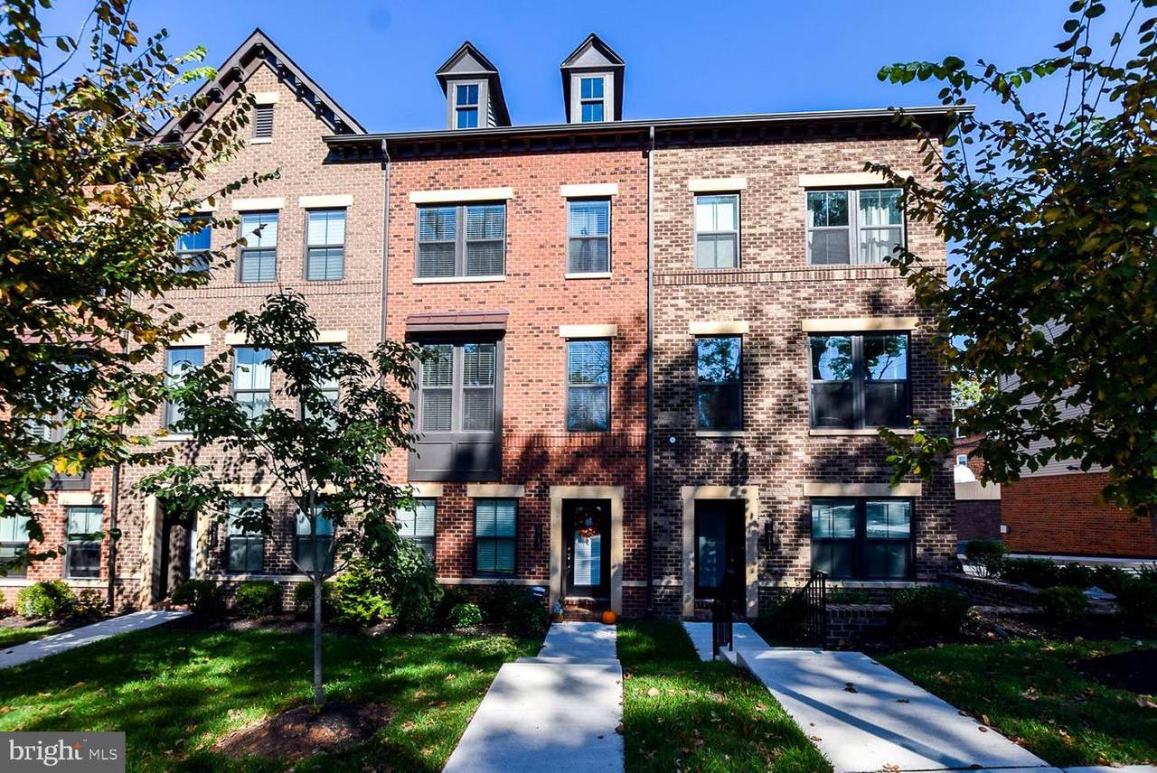 5713 11TH Street - Photo 1