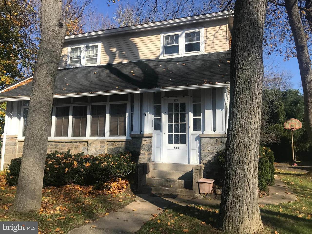 817 West Avenue - Photo 1