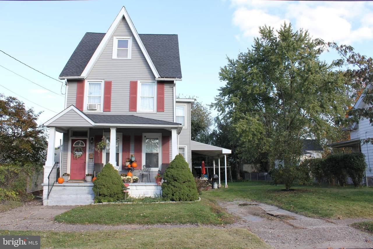 612 Broad Street - Photo 1