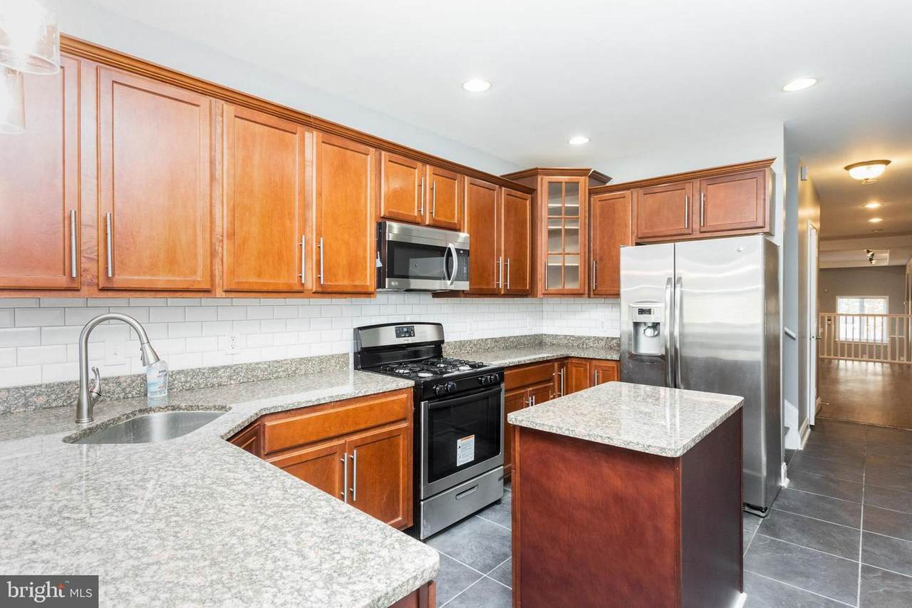 518 Chester Street - Photo 1