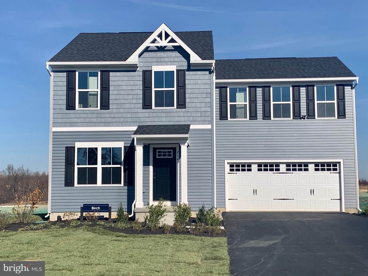 214 Chastain Drive - Photo 1