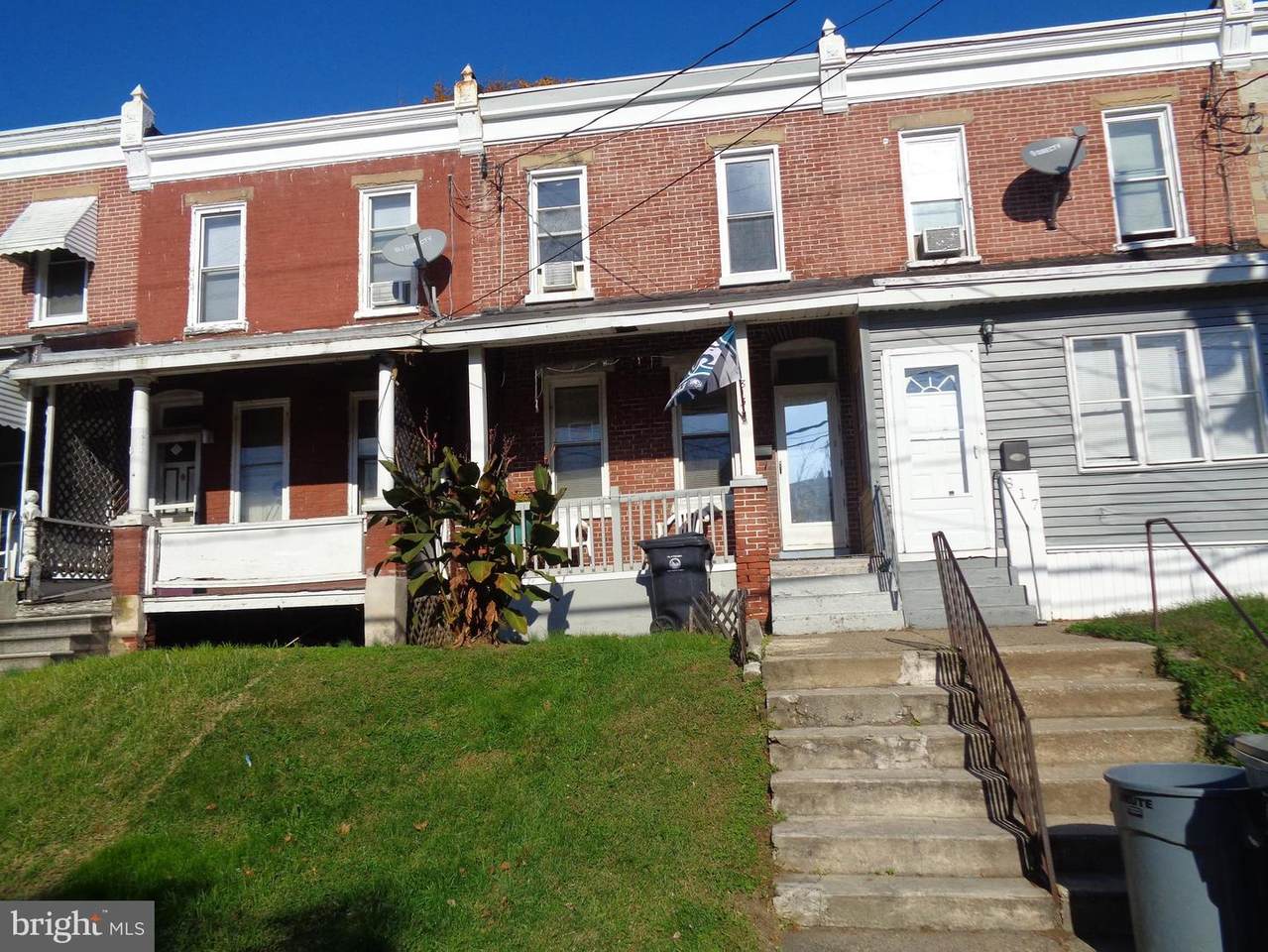 815 Vandever Avenue - Photo 1