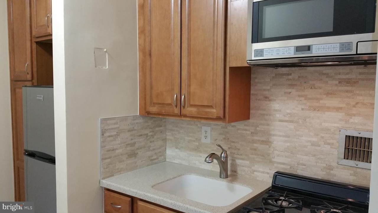 1011 Arlington Boulevard - Photo 1