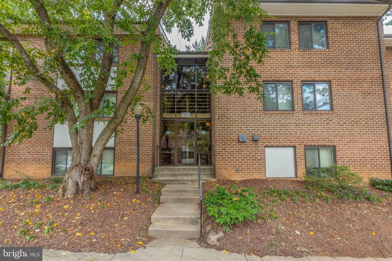 1404 Northgate Square - Photo 1