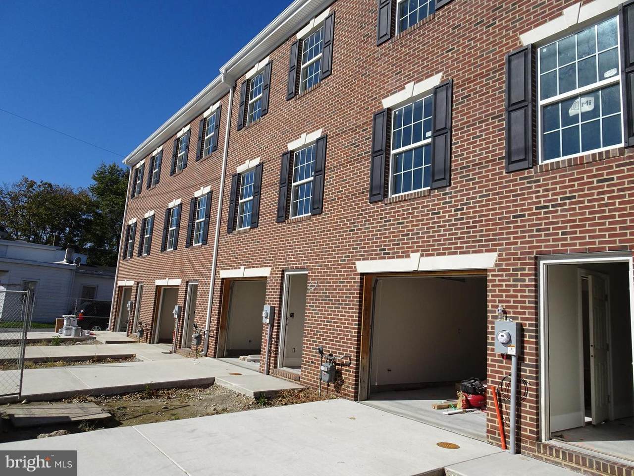 202 9TH Street - Photo 1