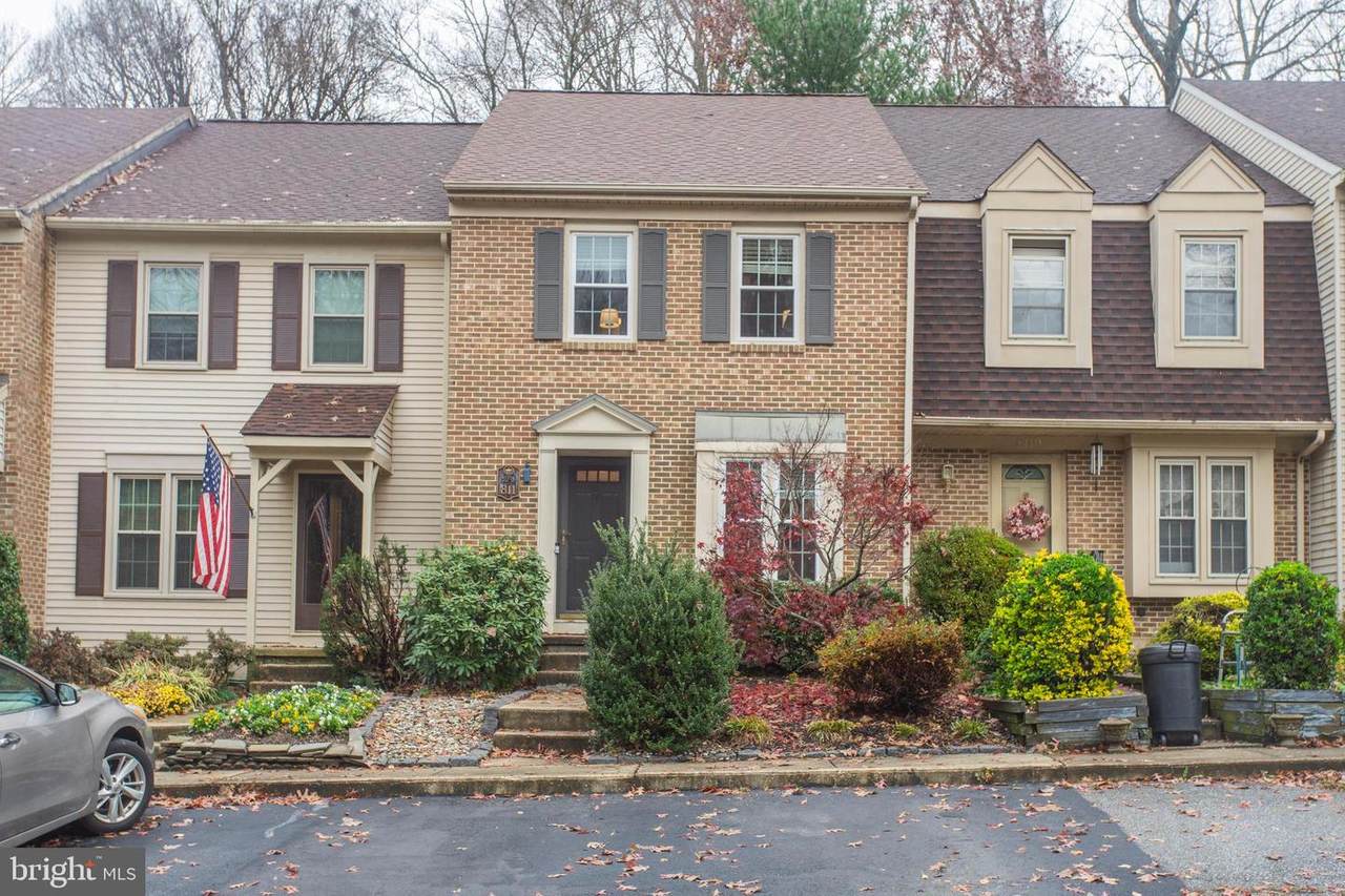 811 Stockbridge Drive - Photo 1