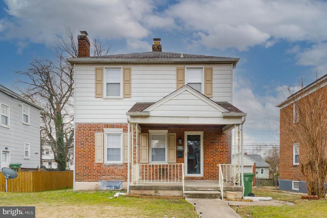 2819 Chesley Avenue - Photo 1