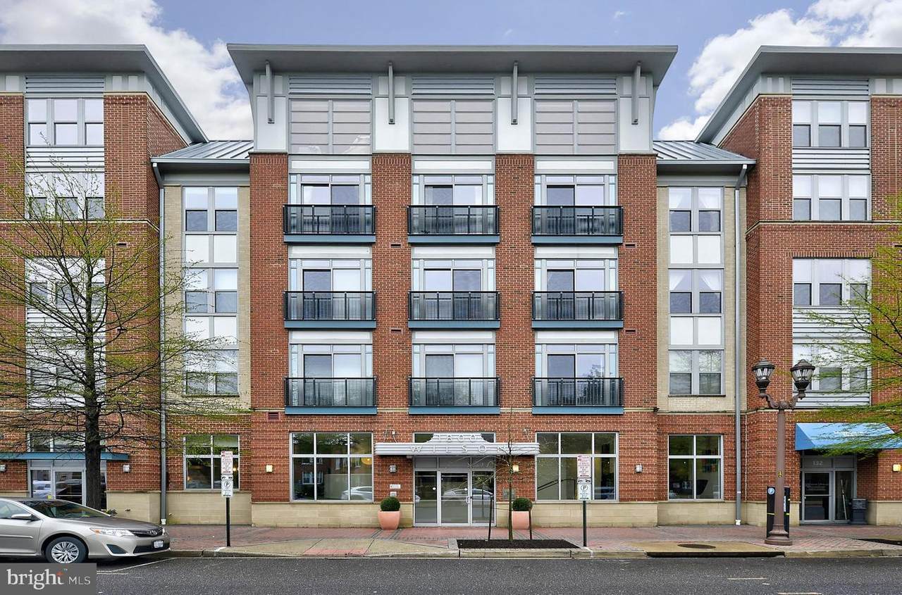 1800 Wilson Boulevard - Photo 1