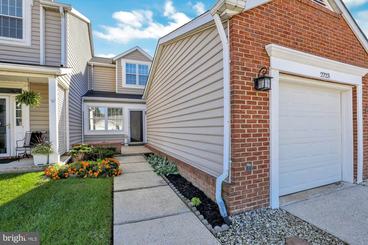 2723 Yeomans Lantern Court - Photo 1