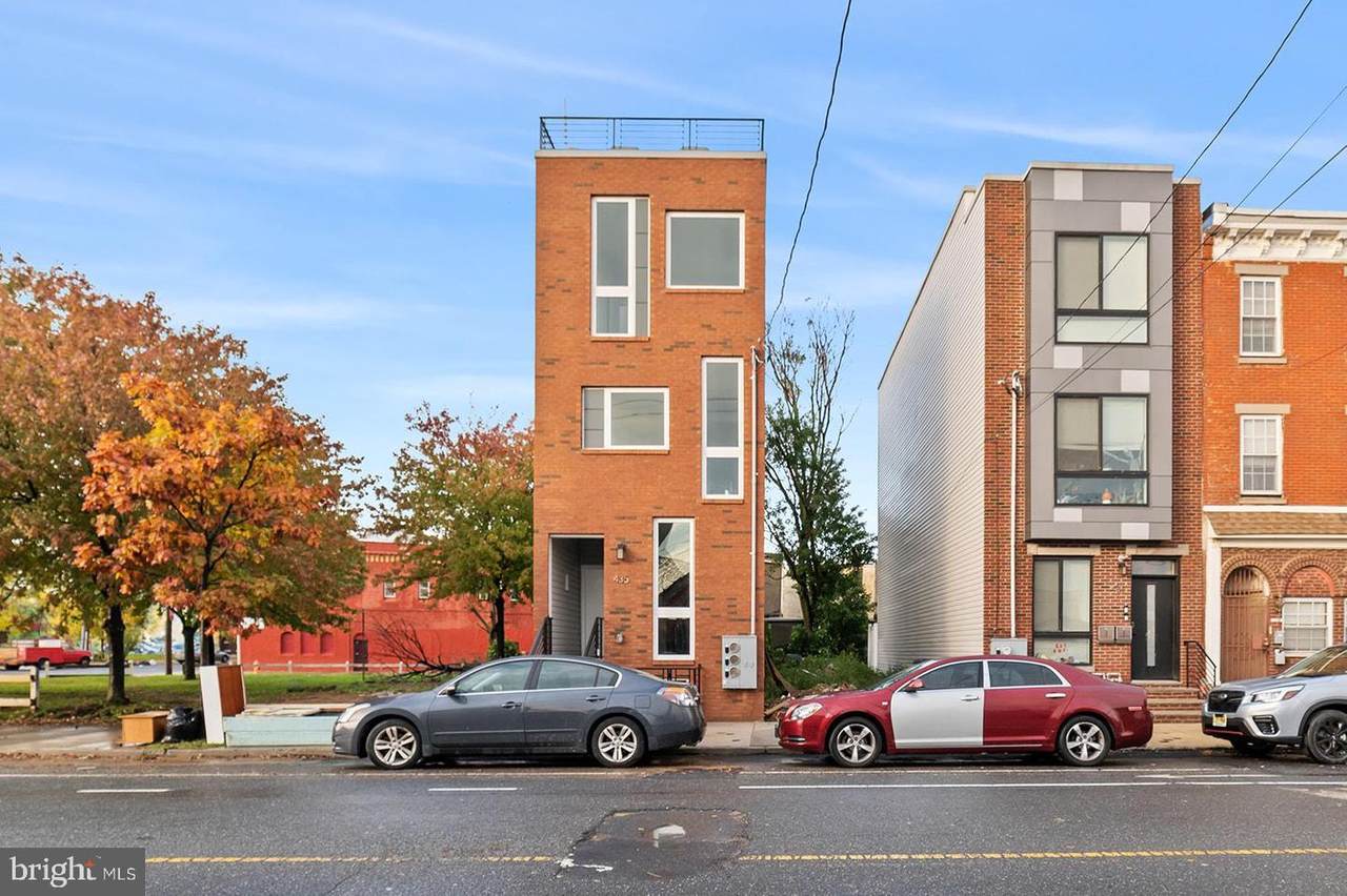 435 Berks Street - Photo 1