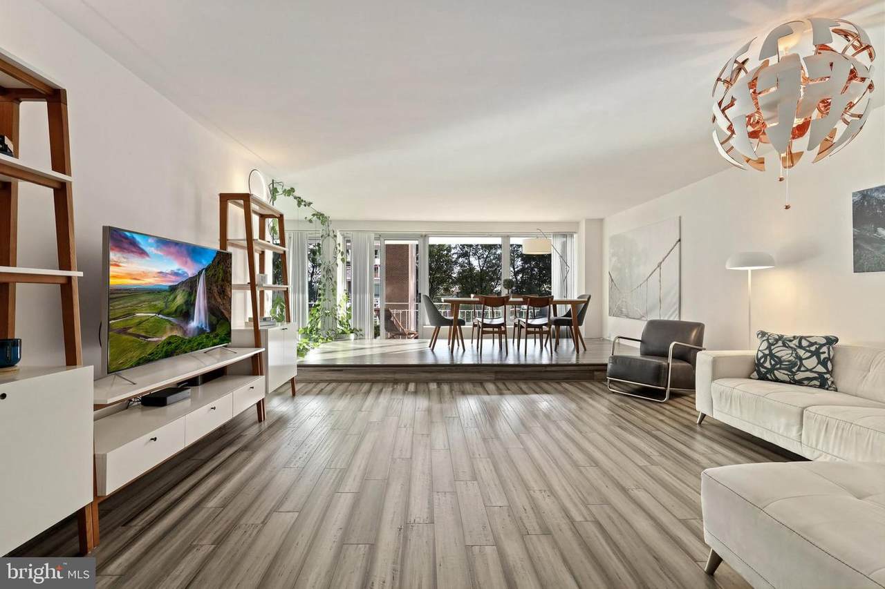 1425 4TH Street - Photo 1