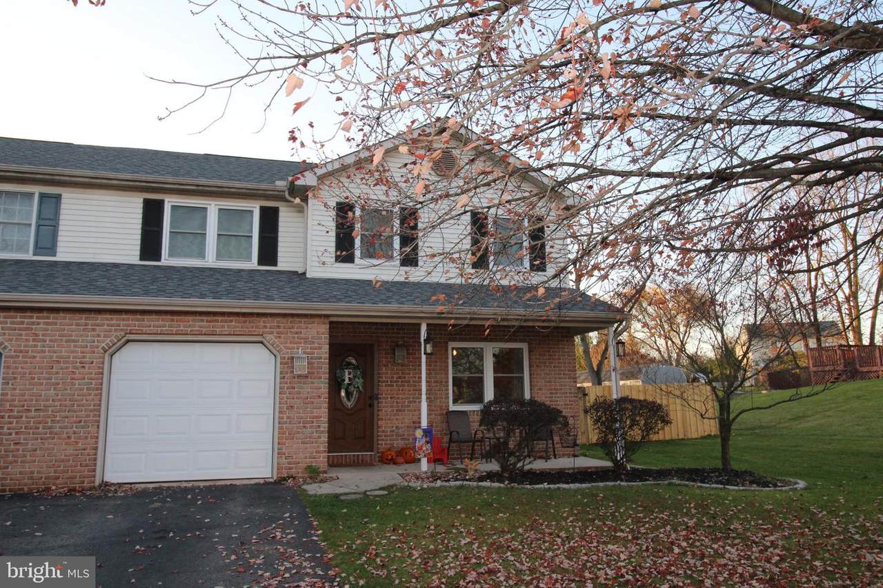 556 Pintail Lane - Photo 1