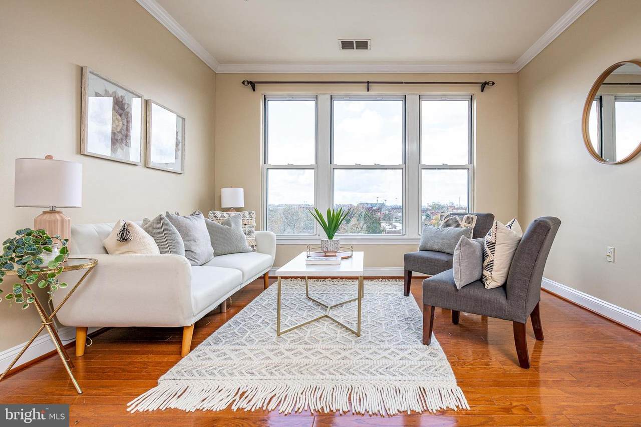 1391 Pennsylvania Avenue - Photo 1