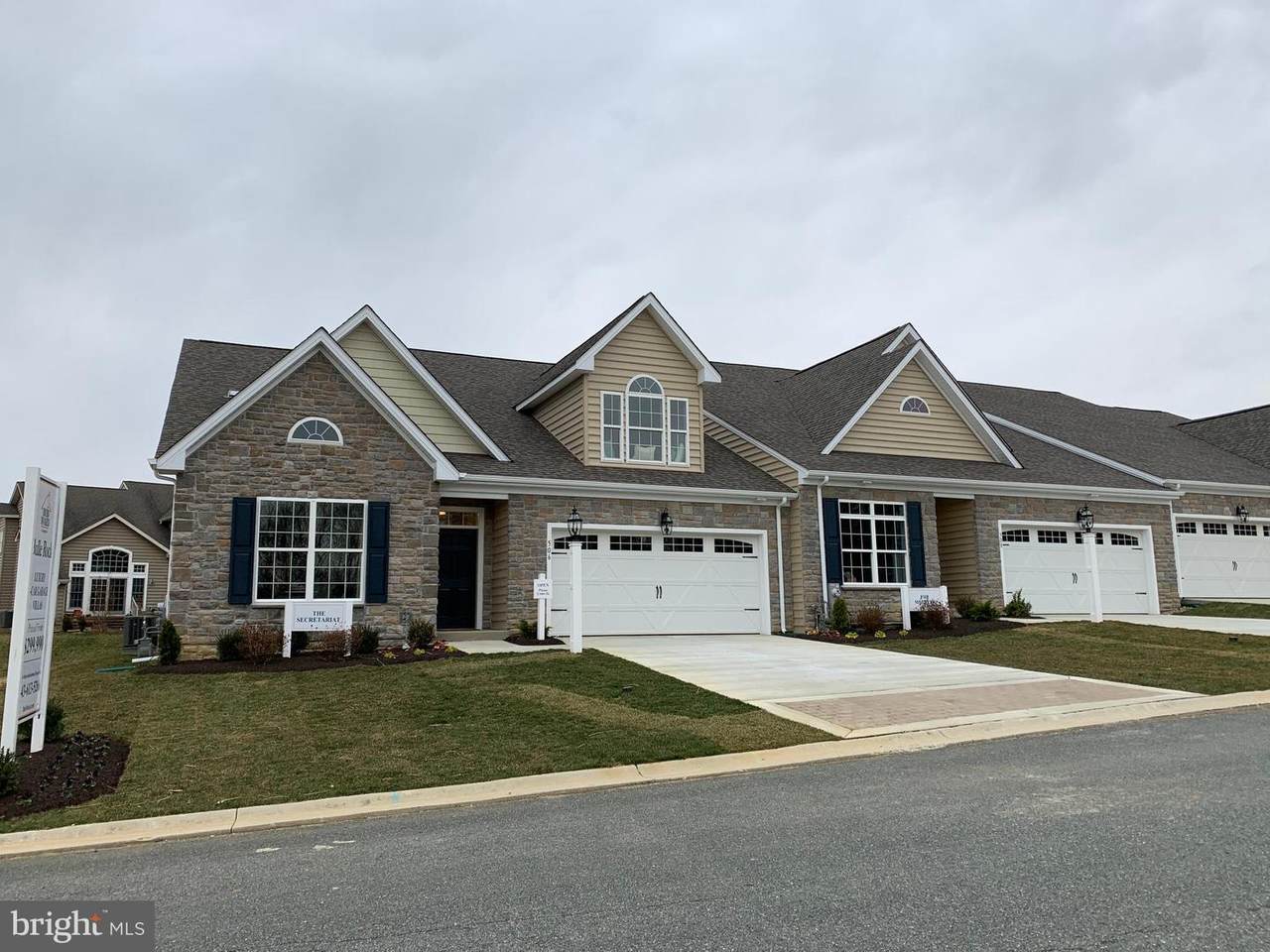 506 Silver Charm Court - Photo 1