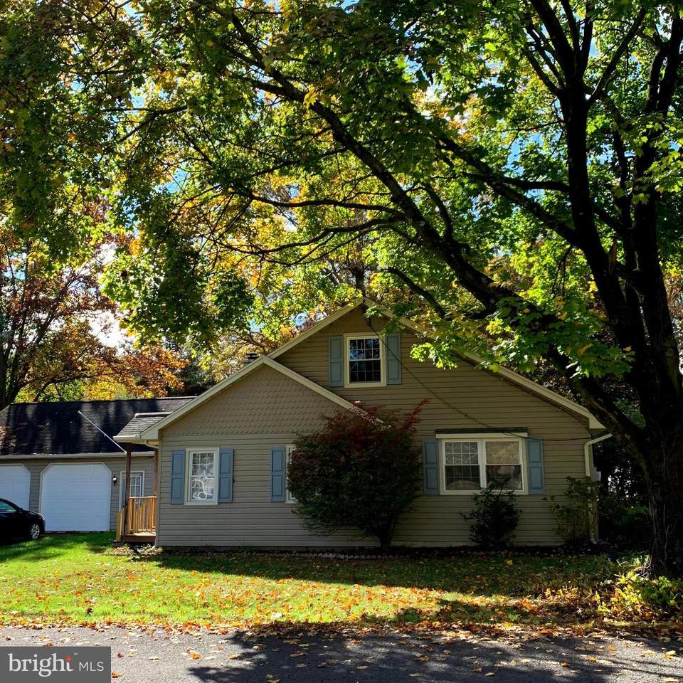 3840 Center Avenue - Photo 1