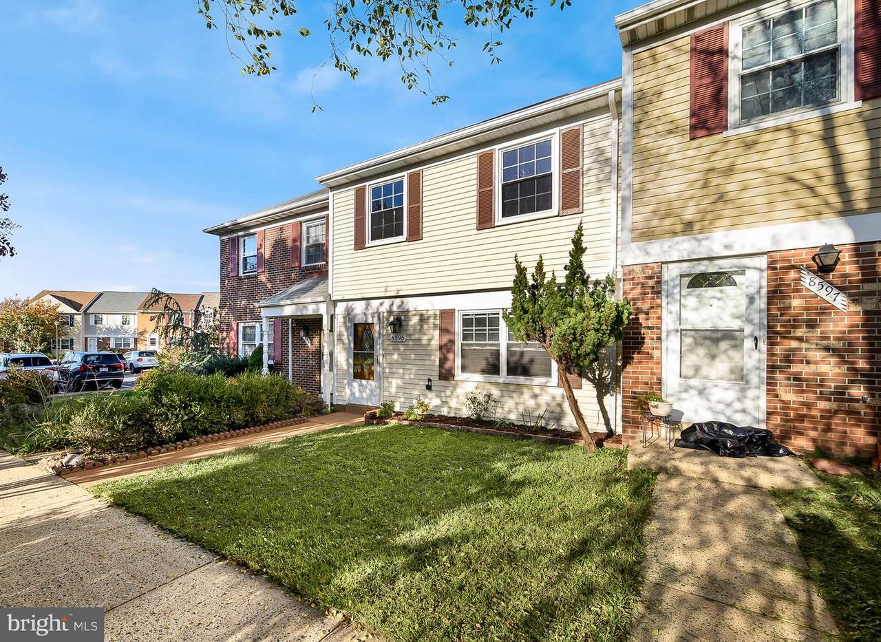 8595 Willowbrook Court - Photo 1