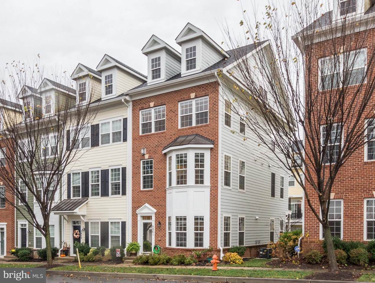 5961 Charles Crossing - Photo 1