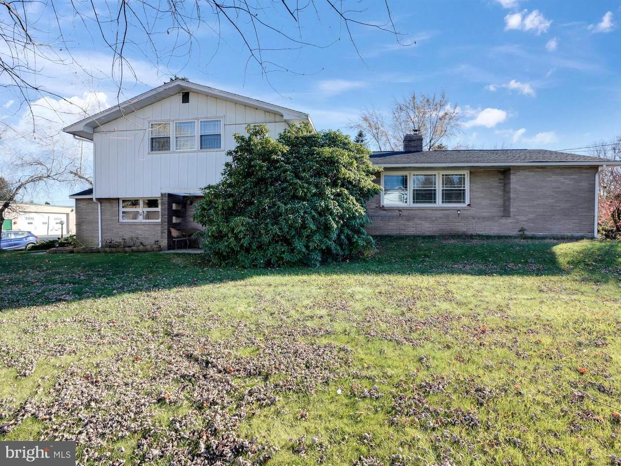 51 Mahanoy Avenue - Photo 1