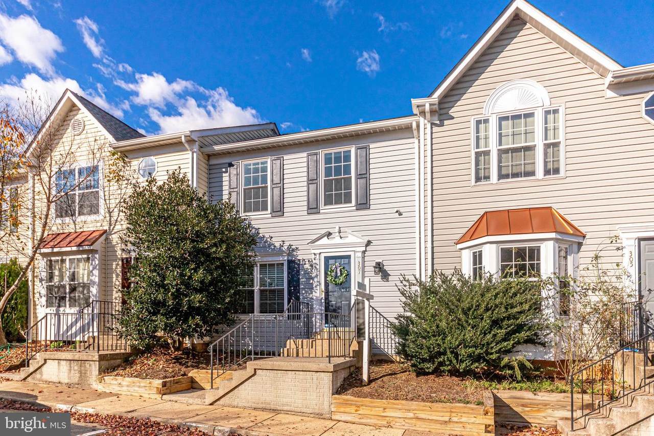 307 Moseby Court - Photo 1