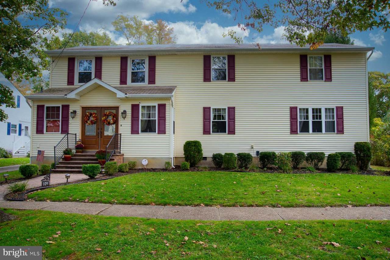 109 Monroe Avenue - Photo 1
